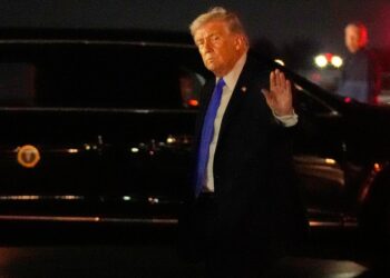 Trump Flips Out On Fox News Host When Asked About Island Day Before He Bombed It