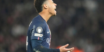 Paris Saint-Germain edge Monaco to reach Champions League last 16