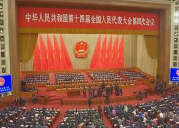 China sets lowest economic growth target since 1991