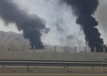 Gulf states seek to bypass Strait of Hormuz for oil exports via pipelines