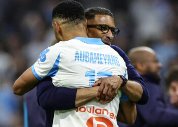 Ligue 1: OM get comeback win against OL and close in on podium
