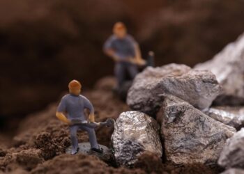 Global Cobalt Supply Chain at Risk of Sudden, System-Wide Collapse, Study Warns