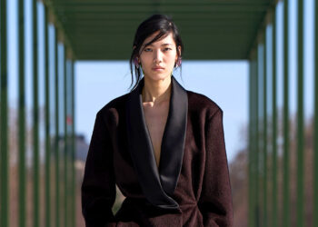 Studies In Seeing & Being Seen