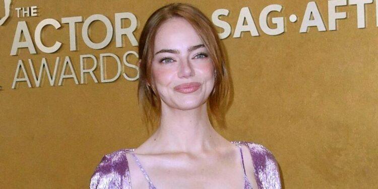 Emma Stone’s ‘New Face’ At Actor Awards Surprises Fans