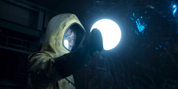 Stephen King Thought This Trippy, Mind-Bending Sci-Fi Show On Netflix Was Terrific