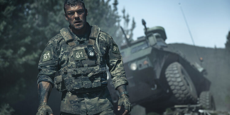 Alan Ritchson’s 2026 Sci-Fi Action Movie Streaming On Netflix Is A Spectacle Worth Watching