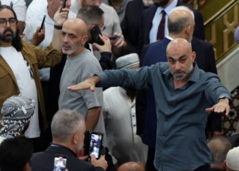 Australian Prime Minister Anthony ‌Albanese booed at Sydney mosque during Eid prayers | World News