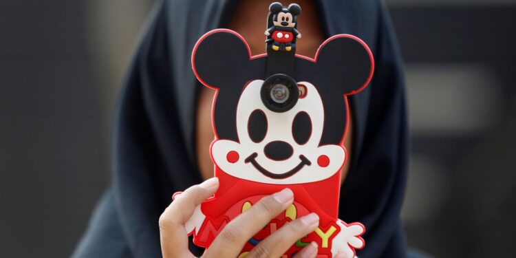 Indonesia to ban ‘high risk’ social media for under-16s | Science, Climate & Tech News